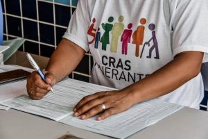 'CRAS Itinerante' leva serviços e atendimentos para Morada do Sol (3)