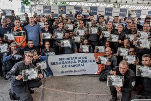 Cerimônia marca encerramento de curso para agentes da Guarda Municipal (2)
