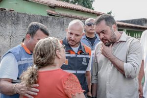 Marcelo Delaroli e Cláudio Castro entregam obras de pavimentação em Itaboraí (5)