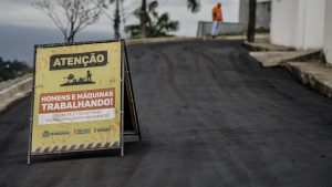 Prefeitura de Itaboraí realiza pavimentação de ruas em Santo Expedito (2)