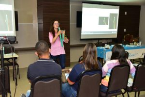 Fisioterapeutas recebem curso sobre uso de cateter vesical intermitente (2)