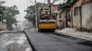 Prefeitura de Itaboraí avança com obras de pavimentação na Reta (2)