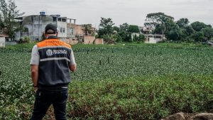 Prefeitura de Itaboraí inicia desobstrução de 'lagoa' que assola moradores há décadas (3)