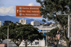 Itaboraí ganha placas de sinalização viária dos atrativos turísticos da cidade (2)