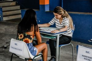 CRAS Itinerante leva serviços para moradores de Calundu (2)