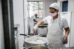 Alimentação escolar da rede municipal conta com cardápio variado e nutritivo em Itaboraí (1)