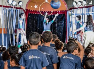 ’Circo Teatro Sem Lona' promove apresentações para alunos da rede municipal de ensino de Itaboraí (3)