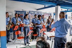 Alunos da rede municipal participam da 'Ronda Musical' em Itaboraí (3)