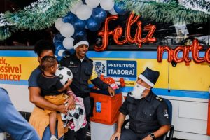 Ronda Solidária Guarda Municipal de Itaboraí distribui presentes de Natal para crianças (1)