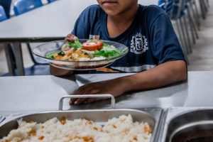 Mais de 275 toneladas de alimentos da Agricultura Familiar são entregues para merenda escolar em Itaboraí