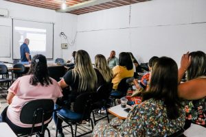 Capacitação sobre hipertensão e diabetes para enfermeiros das unidades de Saúde