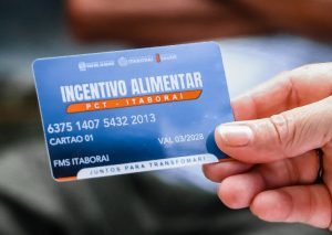 Cartão de incentivo alimentar de R$250 começa a ser entregue a pacientes com Tuberculose em Itaboraí (1)