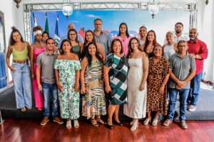 Novos membros do Conselho de Acompanhamento e Controle Social do Fundeb tomam posse