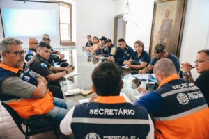 Prefeitura debate implementação do programa Paz das Escolas na rede municipal de ensino (1)