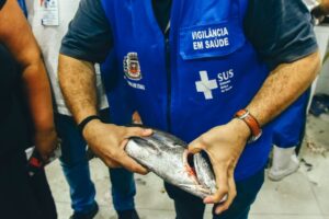 Vigilância Sanitária de Itaboraí fiscaliza venda e orienta consumidores sobre alimentos para Páscoa (2)